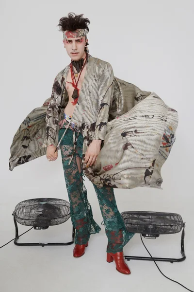 Look 37